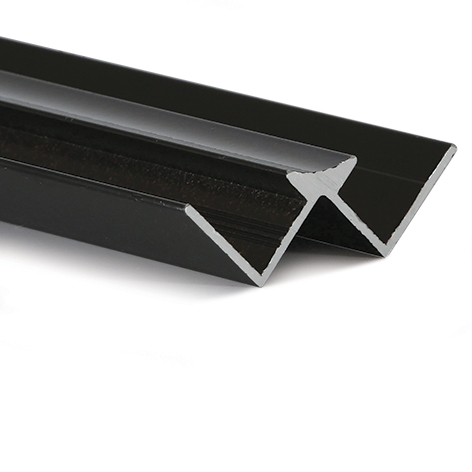 Aluminium Internal Corner (for 10mm panels) Black 2.4m