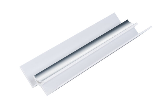 CHROME INTERNAL CORNER SHOWER PANEL INTERNAL CORNER 2.4m x 10mm (CHROME)
