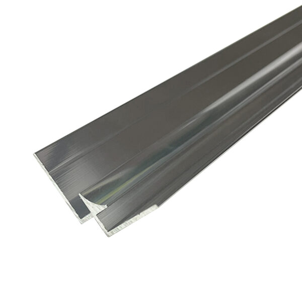 Matt Silver-Internal-Corner-4 Internal Corner Polished Silver 2420mm Long
