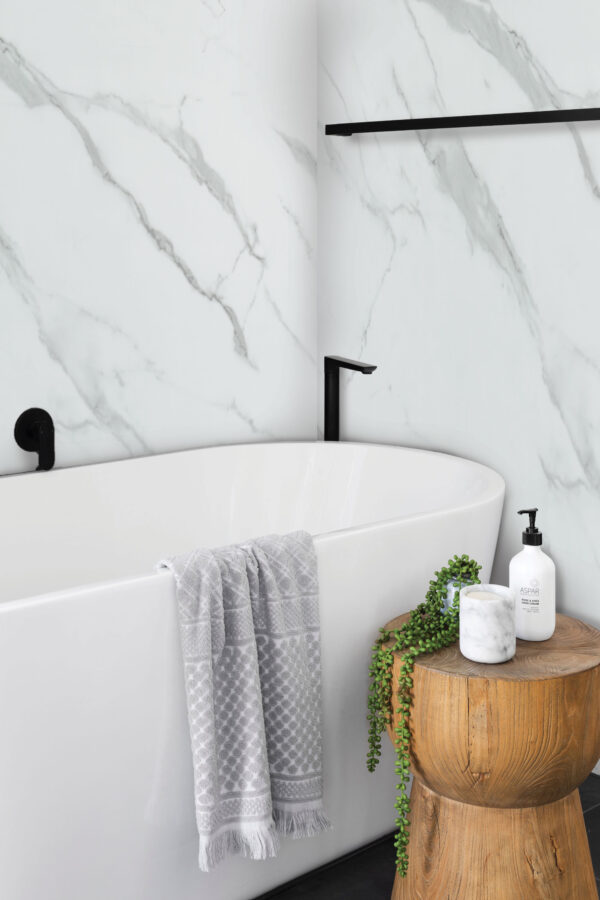 RM3011 Blanco WALL PANEL 5mm x 250mm x 2.6m (BLANCO) (PK4)